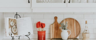 storage-in-the-kitchen-aesthetics-ergonomics